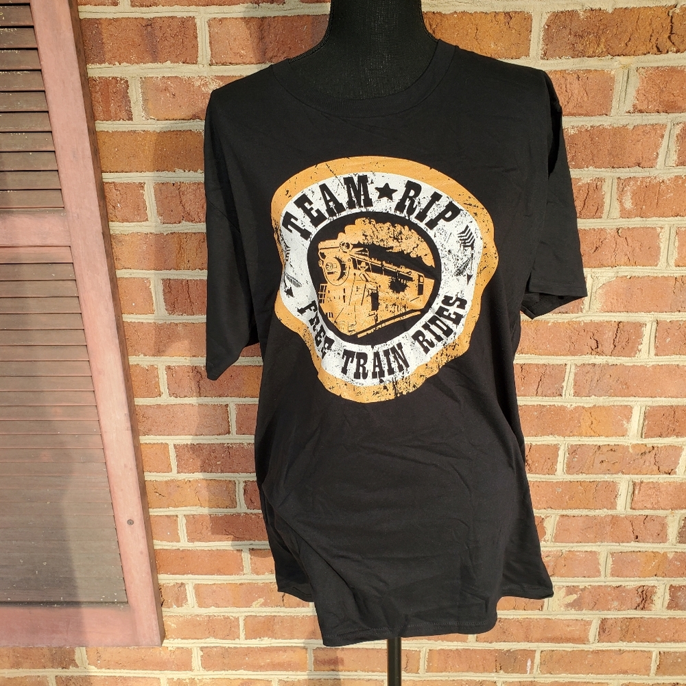 NWT Men's Team RIP t-shirt